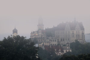 Schloss Sigmaringen im Nebel